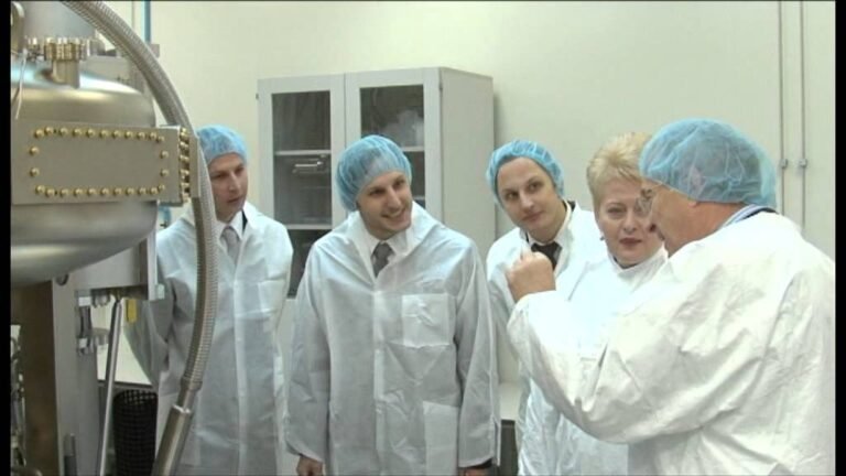 Apsilankymas aukštųjų technologijų įmonės „Brolis Semiconductors” atidaryme