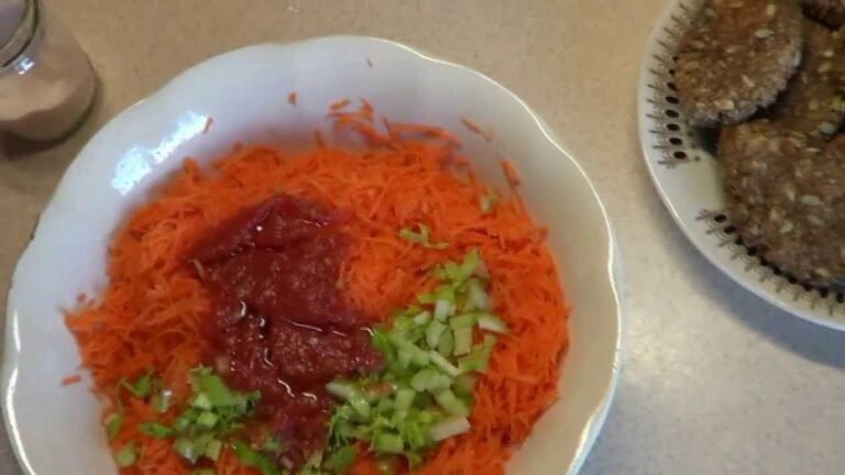 Daigintu grudu kotletukai su saulegražom.